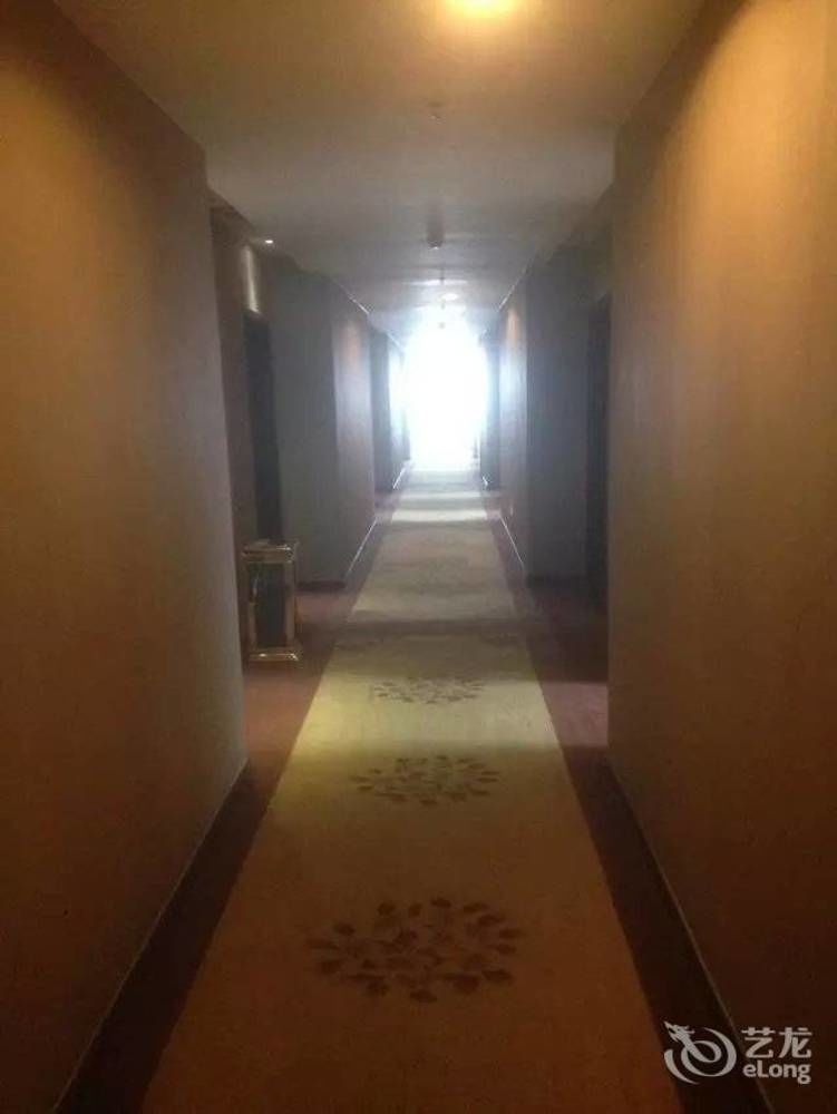 Chengdu Xiang Yu Hotel Exterior photo